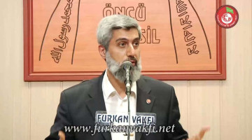 Almanlar çocuk yuvasında çocuklar için bir karnaval düzenliyorlar. Çocuklar polis, prenses, cadı gibi kılıklara giriyorlar. Bir Müslüman çocuğu böyle bir programa katılabilir mi?