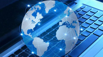 İnternette sürekli İslami paylaşımlar yaptığı halde farz ibadetleri aksatan ve nafileleri yapmayan bazı kimseleri görüyoruz. Böyle kimselere ne tavsiye edersiniz?