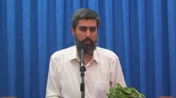 İslami hizmetlerde daha faydalı olabilmek için kendimizi daha çok hangi alanlarda geliştirmeliyiz?