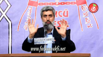 AKP'nin Yenikapı Mitingi'nde meydana çıkan bir hoca, Davutoğlu'na başbakanlığın Peygamberimiz   tarafından rüyasında verildiğini söyledi. Bu duruma ne söylemek istersiniz?