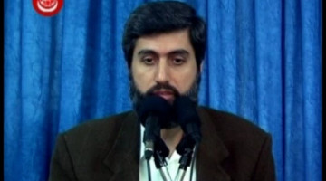 Allah neden insanlar ile bu kadar çok muhatap olmuştur, insanların kendisine karşı çıkmasına, isyan etmesine neden izin veriyor?