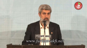 Bir videonuzda, kafirlerden nefret etmek gerekir diyorsunuz.Anne babamız kafirse onlardan da nefret etmeli miyiz?