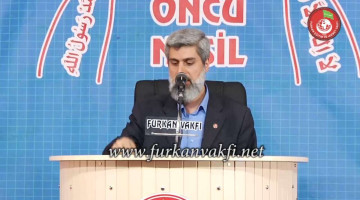 Bugün Sakarya'da gerçekleştirilen 1 Mayıs İşçi Bayramı kutlamalarına Kur'an okunarak başlandı. Bu tarz programlara Kur'an okunarak başlanması uygun mudur? Bu, İslamlaşma adına bir ilerleme midir?