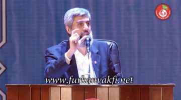 Bazı insanlar Yunus Emre'nin 'yaratılanı severiz Yaratandan ötürü' sözü ile kafirlere karşı bile mıhabbet beslemek gerektiğini ileri sürüyor. Bu doğru mudur?