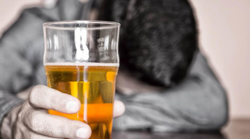 Ülkemizde haramlara sessiz kalınmaması, haramların kaldırılmasının gerekli olduğunu söylediğimizde, İslam'ın birden hakim olamayacağını, haramların birden kaldırılmasının istenilmesinin yanlış olduğunu söylüyorlar. Böyle söyleyenlere ne söylemek istersiniz?