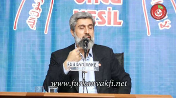 Hatay'da konferans afişlerimizin kesilmesi hakkında ne düşünüyorsunuz?