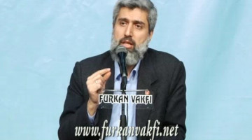 Biz devlet memuru bayanlarız, bayanların bu zamanda çalışması caiz mi? Çünkü çalışırken başımızı açıyoruz. Bize bu konuda tavsiyeleriniz nelerdir?