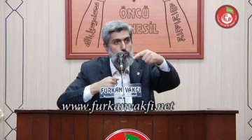 Suriye'de mücadele eden birçok grup olmasına rağmen, hükümetin sadece Türkmenleri açıkça desteklemesini nasıl değerlendiriyorsunuz?