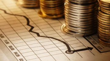 Bir banka paramı kendi bankalarına yatırmam halinde enflasyon oranında veya altında faiz verebileceğini söylüyor. İmam Ebu Yusuf'un fetvasına dayanarak bu faizi almak caiz olur mu?