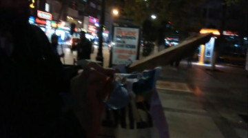 İSLAMA DAVET KONFERANSLARIMIZIN AFİŞLERİNİ TOPLATIYORLAR-1